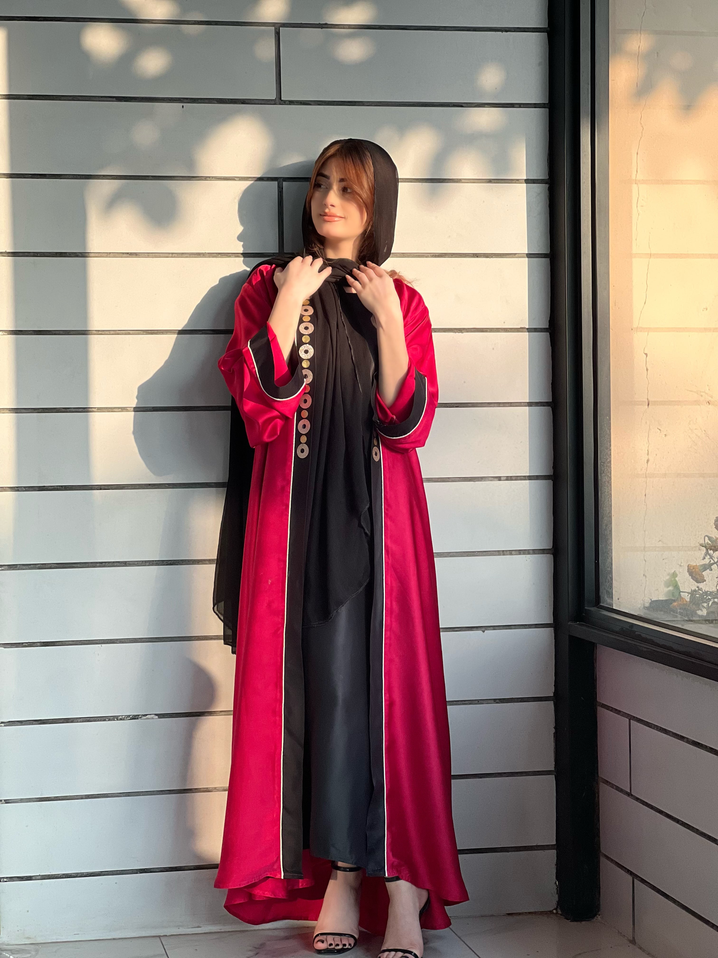 Beevaa  Buy Sapphire Abaya Online  Modern Fuchsia Al-Layl Design
