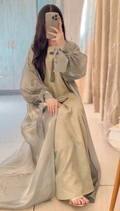 Zamrud Green Batwing Sleeve Abaya